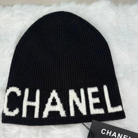 CHVN£L CL0CH£ Beanie BLACK Chosen mode