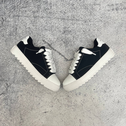 NVMERlS black/white sneakers